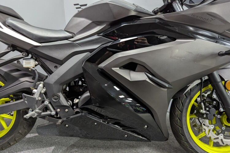 LEXMOTO LXS 125