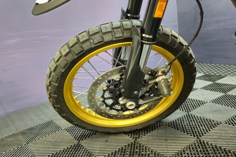 DUCATI SCRAMBLER 800