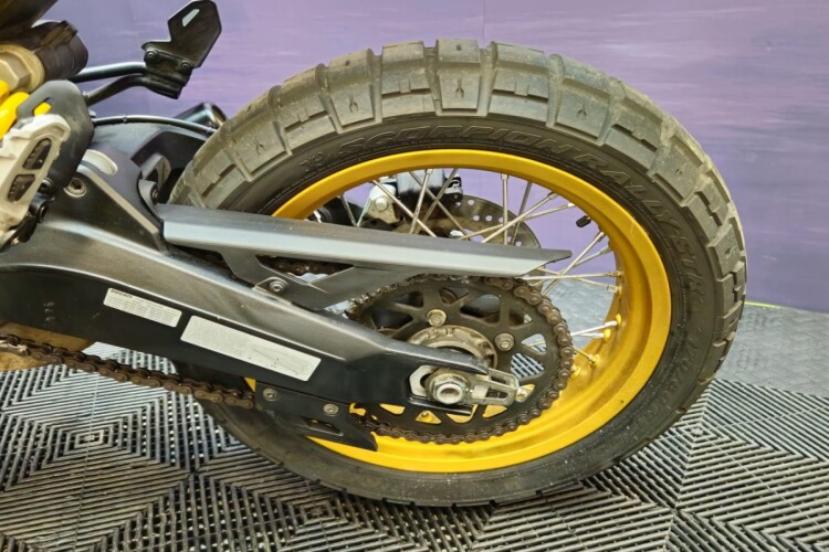 DUCATI SCRAMBLER 800