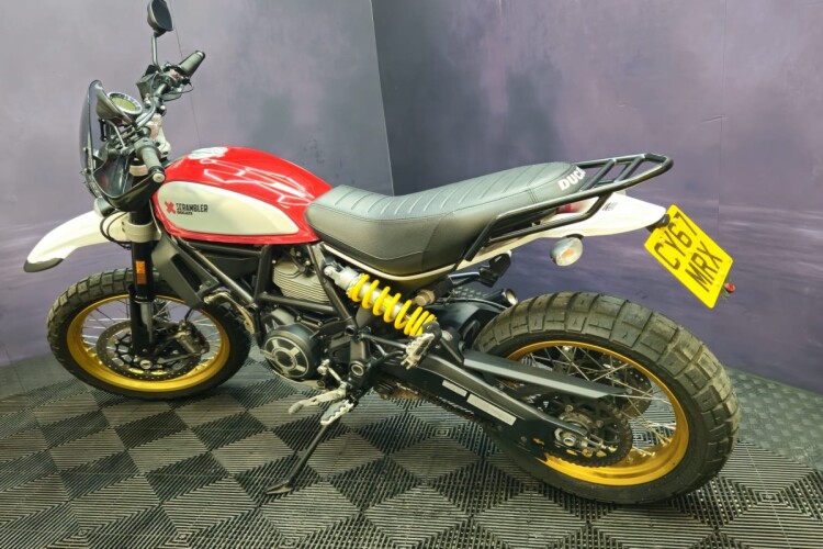 DUCATI SCRAMBLER 800