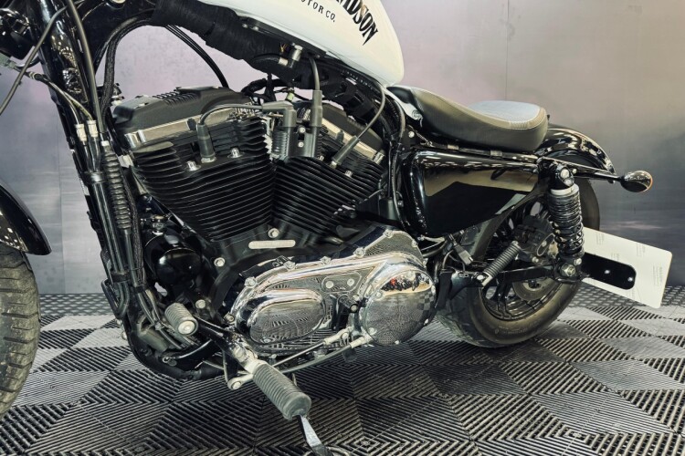 HARLEY-DAVIDSON SPORTSTER