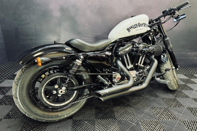 HARLEY-DAVIDSON SPORTSTER