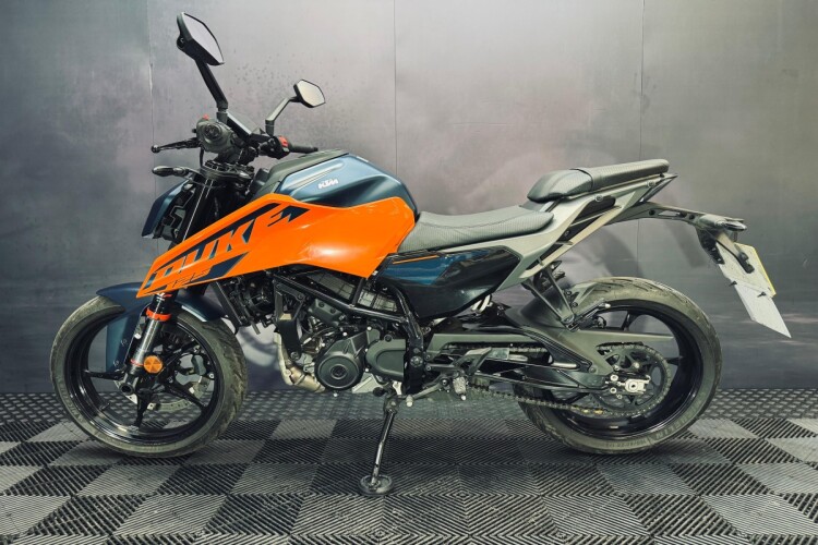 KTM 125 DUKE