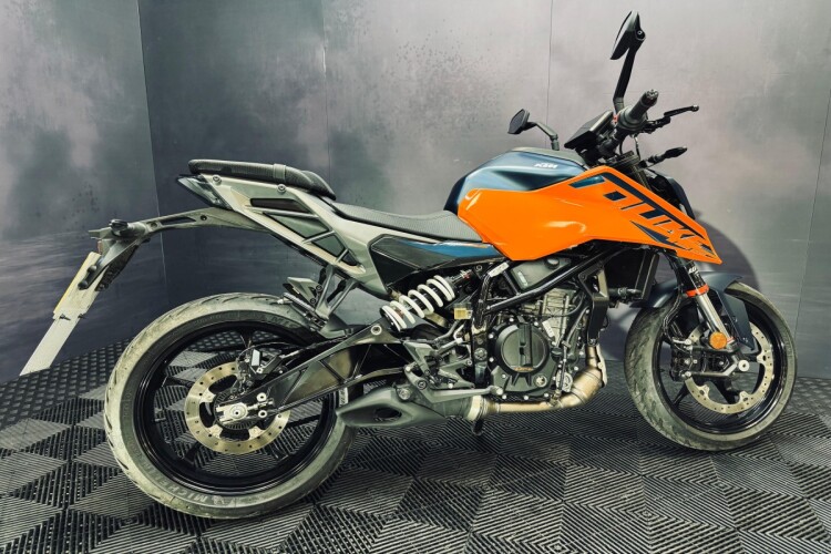 KTM 125 DUKE