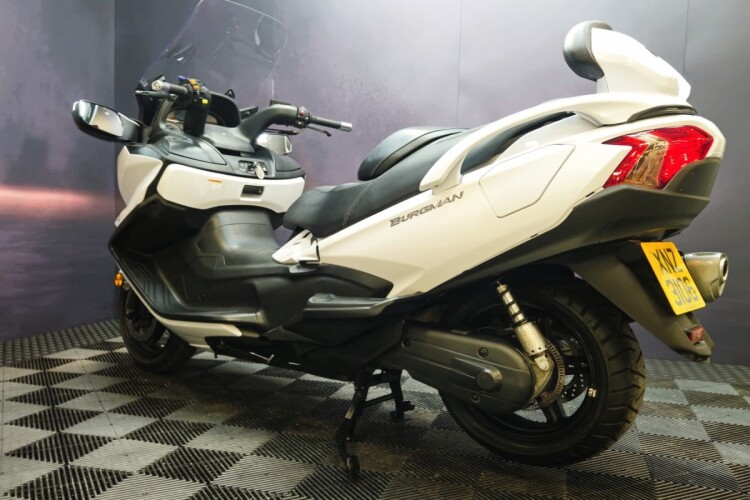 SUZUKI BURGMAN 650 for sale
