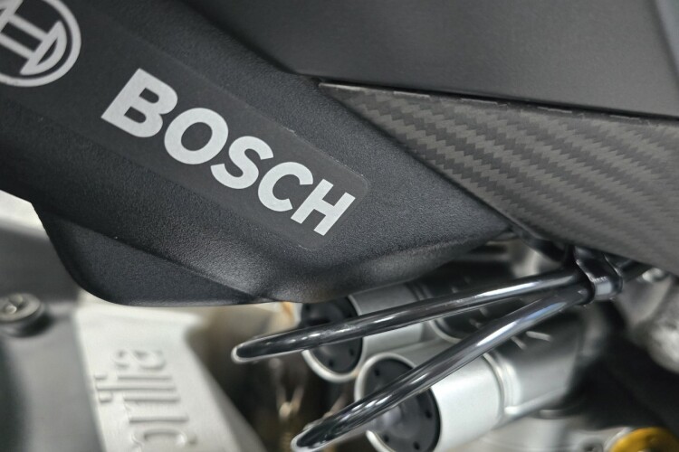 APRILIA TUONO 1100 V4