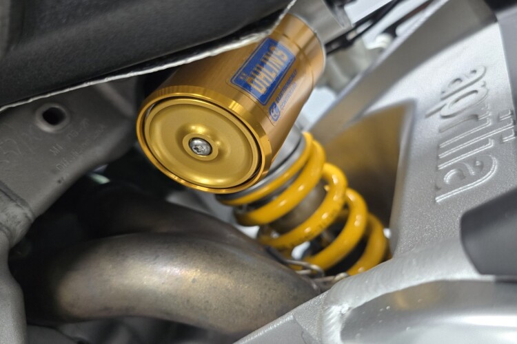 APRILIA TUONO 1100 V4