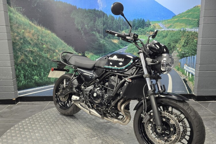 KAWASAKI Z650 RS