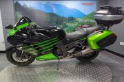 KAWASAKI ZZR1400