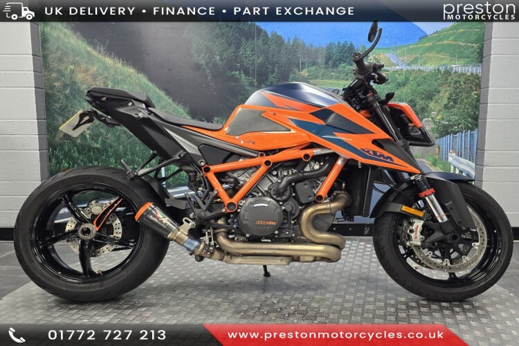 KTM 1290 SUPER DUKE R