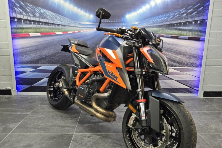 KTM 1290 SUPERDUKE R