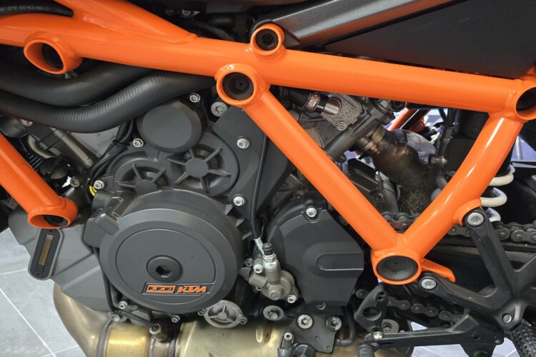 KTM 1290 SUPERDUKE R