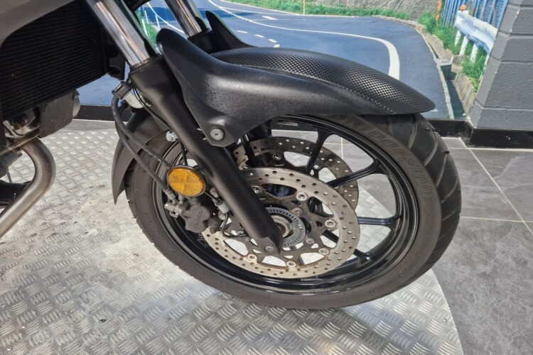 SUZUKI V-STROM 650