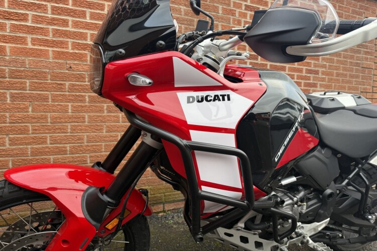 DUCATI DESERTX