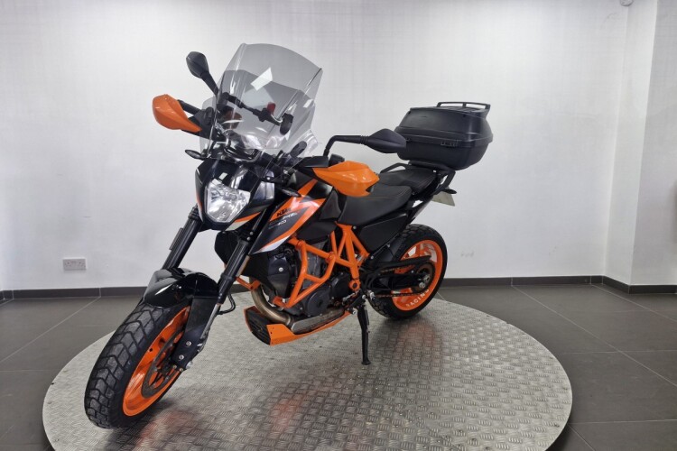 KTM 690 DUKE