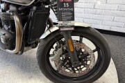 TRIUMPH SPEED TWIN 1200
