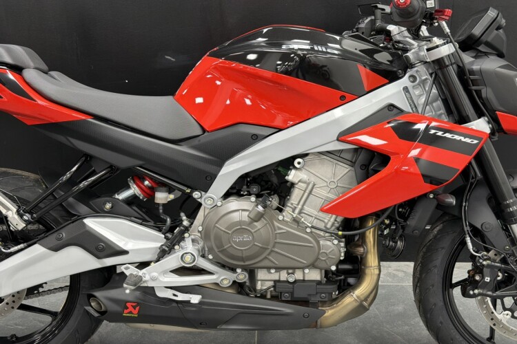 APRILIA TUONO 457