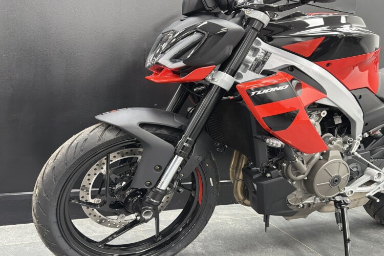 APRILIA TUONO 457