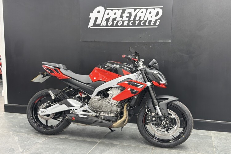 APRILIA TUONO 457