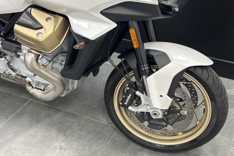 MOTO GUZZI V100 MANDELLO