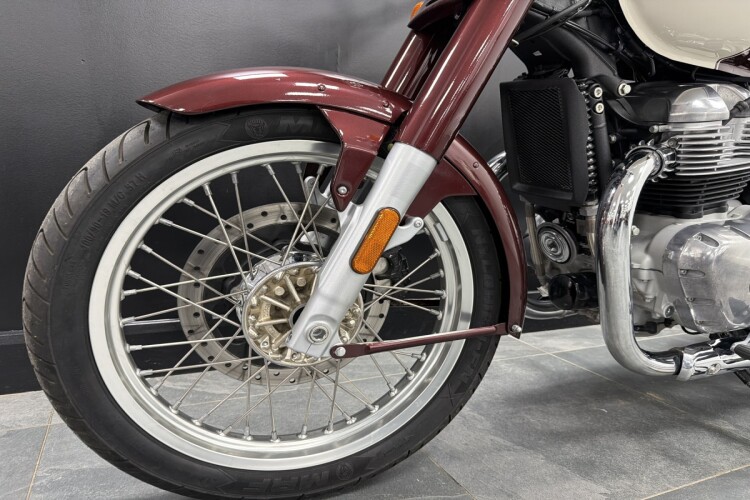 ROYAL ENFIELD CLASSIC 650