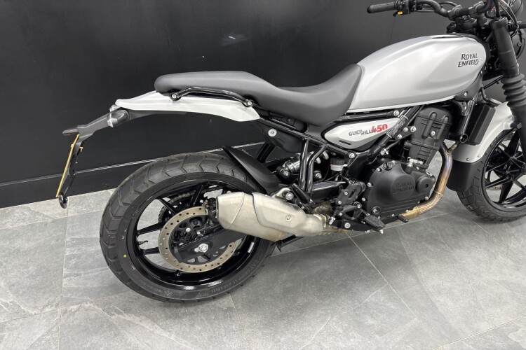 ROYAL ENFIELD GUERRILLA 450