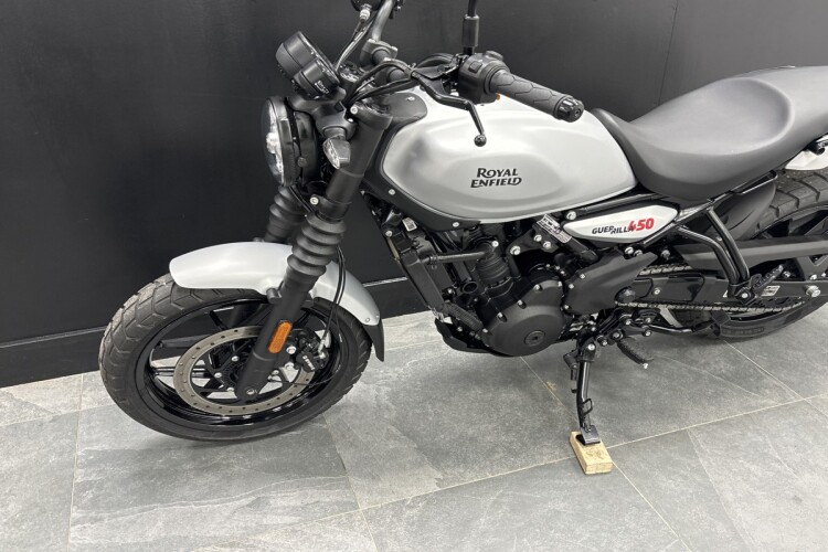 ROYAL ENFIELD GUERRILLA 450