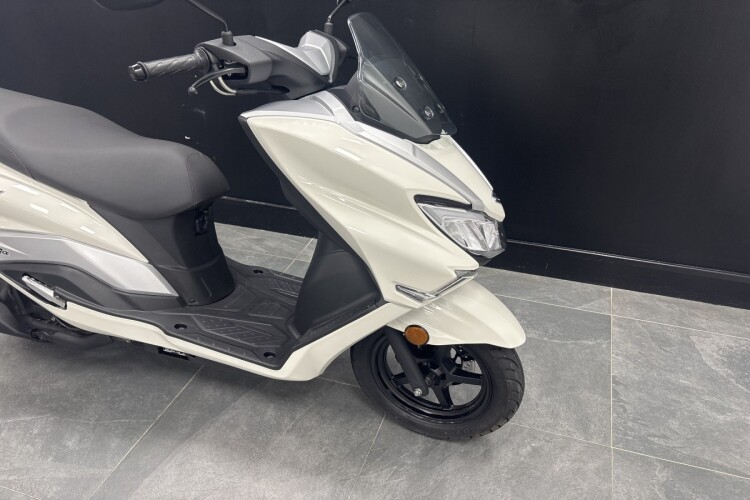 SUZUKI BURGMAN 125