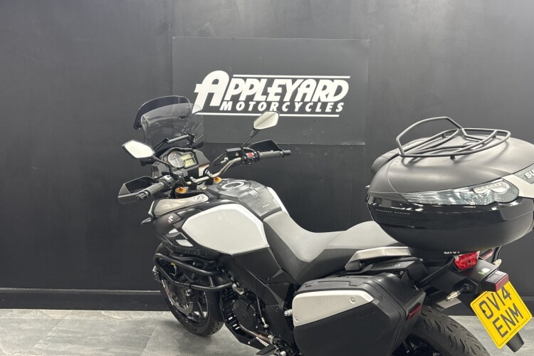 SUZUKI V-STROM 1000