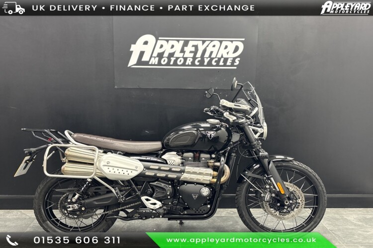 TRIUMPH SCRAMBLER 1200