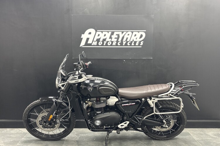 TRIUMPH SCRAMBLER 1200
