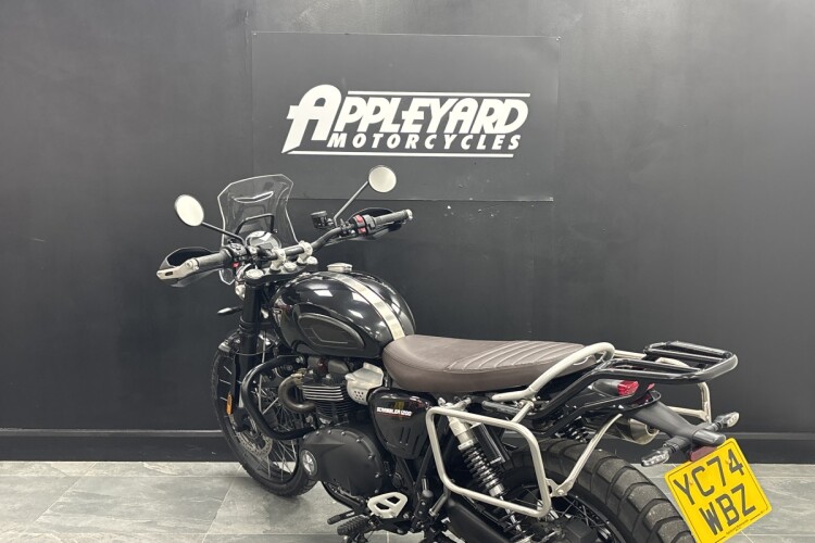 TRIUMPH SCRAMBLER 1200