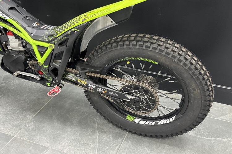 VERTIGO VERTICAL 300