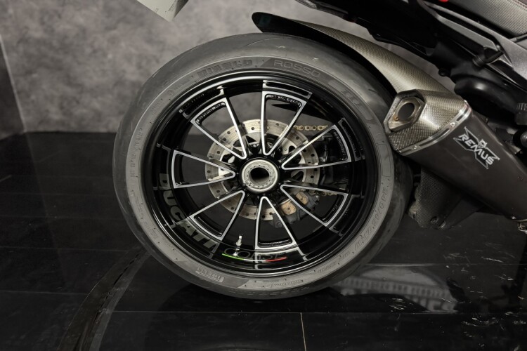 DUCATI DIAVEL
