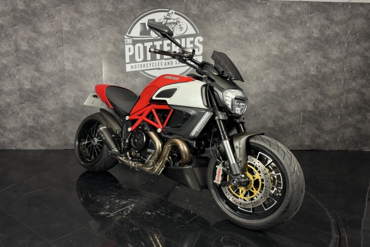 DUCATI DIAVEL