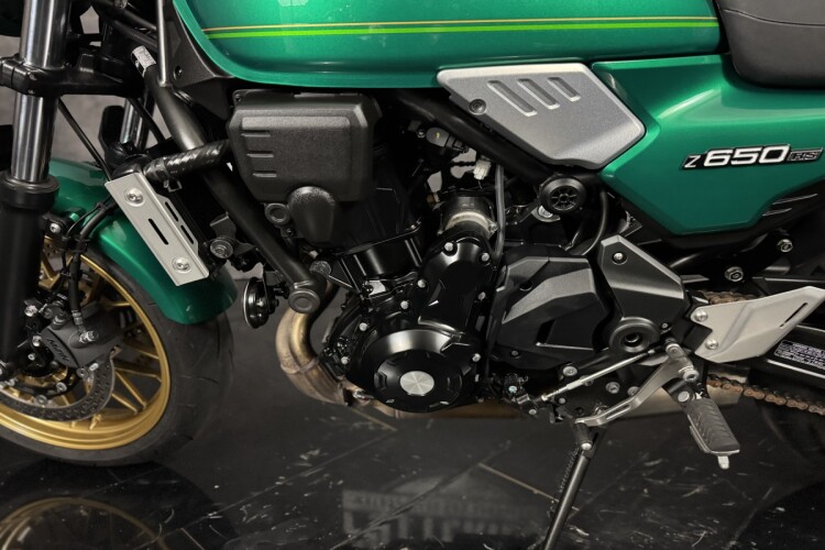 KAWASAKI Z650 RS