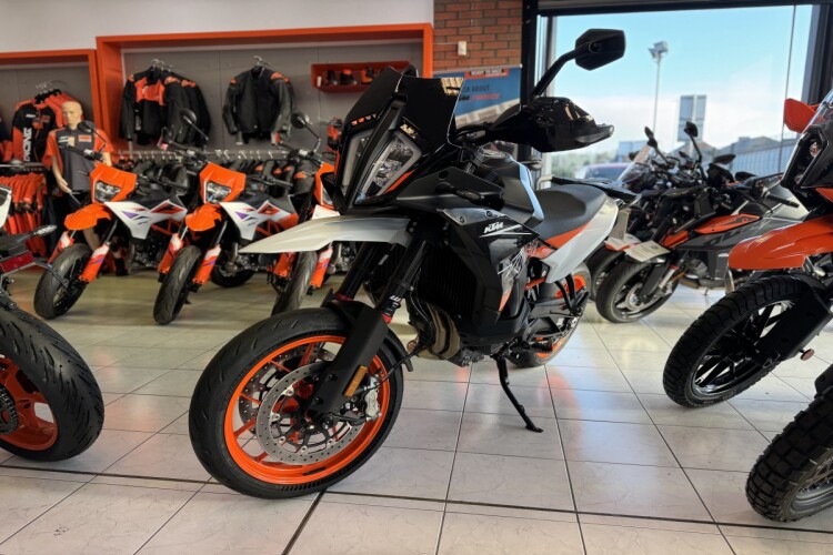 KTM 890 SMT