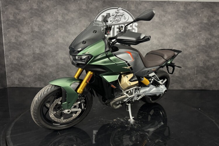 MOTO GUZZI V100 MANDELLO