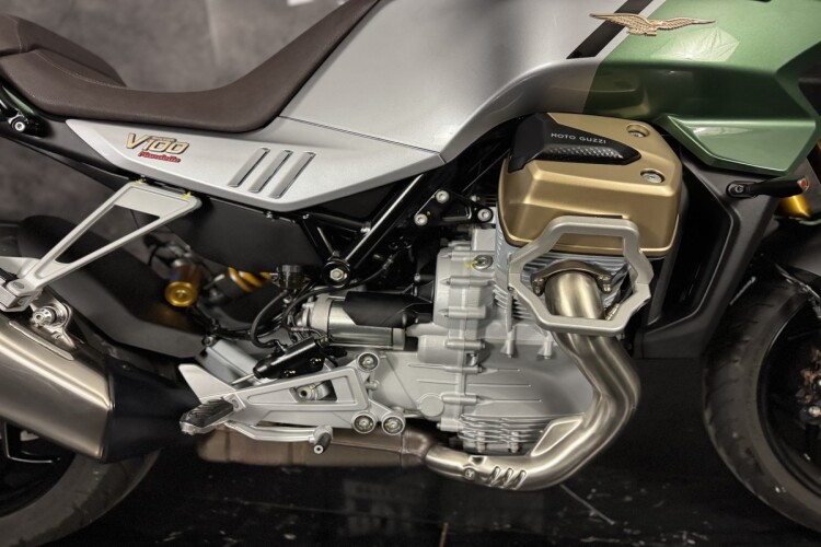 MOTO GUZZI V100 MANDELLO