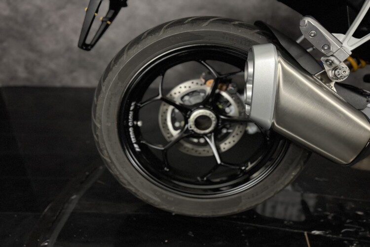 MOTO GUZZI V100 MANDELLO