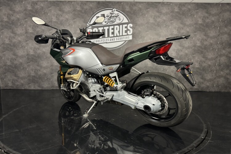 MOTO GUZZI V100 MANDELLO