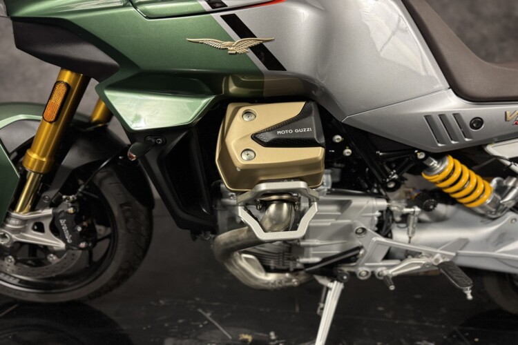 MOTO GUZZI V100 MANDELLO