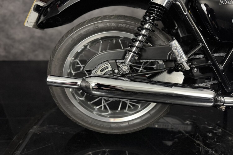 TRIUMPH BONNEVILLE T120