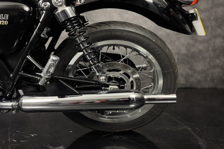 TRIUMPH BONNEVILLE T120