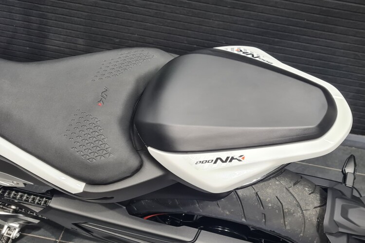CF MOTO NK 800 ADVANCED