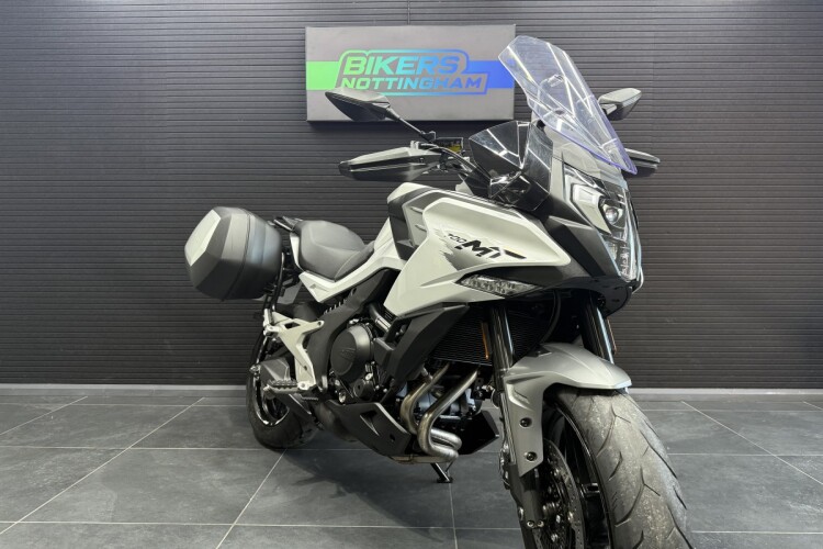 CFMOTO 700MT