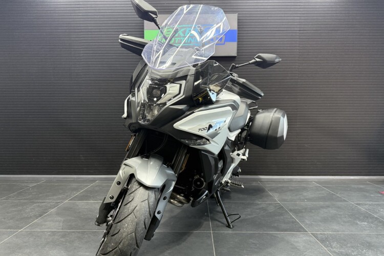 CFMOTO 700MT
