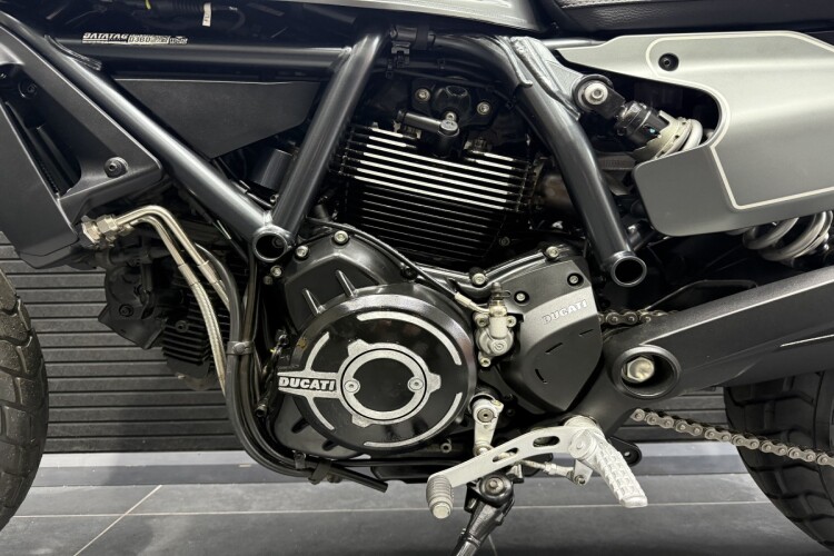 DUCATI SCRAMBLER