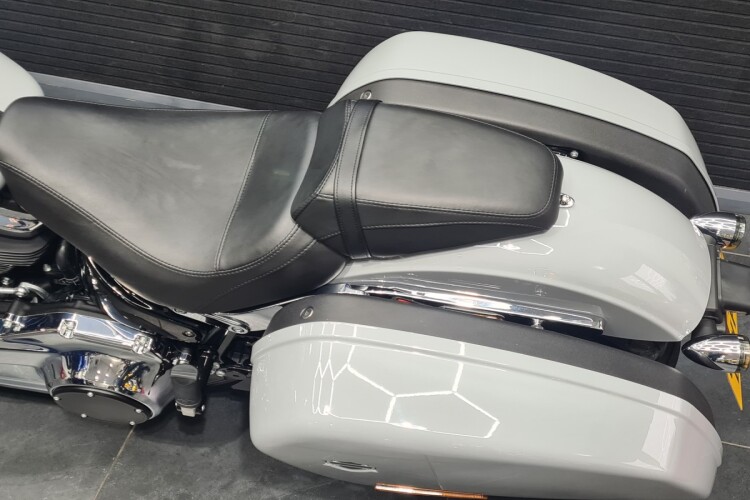 HARLEY-DAVIDSON SOFTAIL