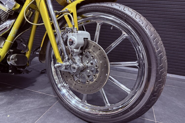 HARLEY-DAVIDSON SOFTAIL